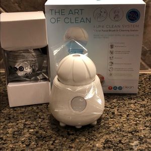 NIB Tao Clean Aura Orbital Face Cleaning System